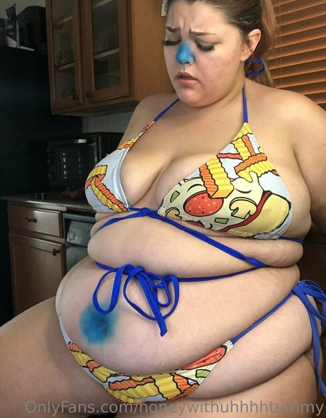 honeywithuhtummy xxx model img