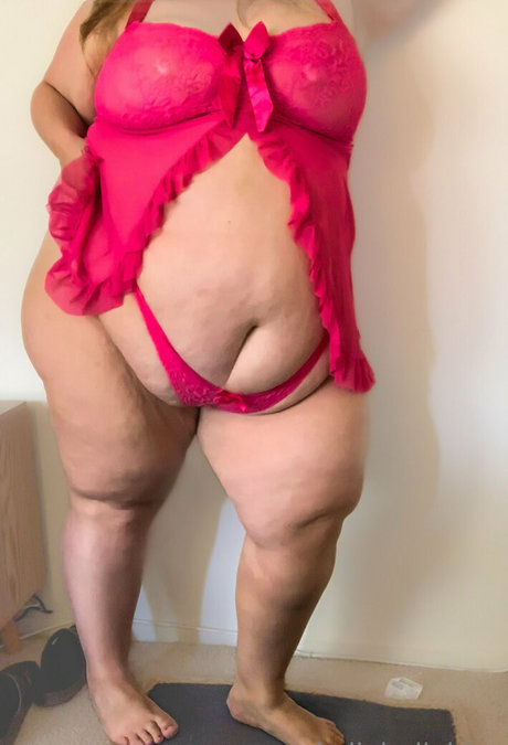 kellybellybbw model perfect pictures