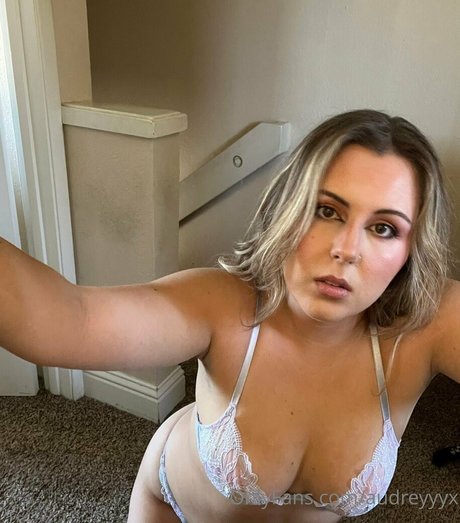 audreyyyx model images