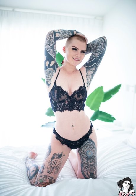 Sierhaus model nude pic