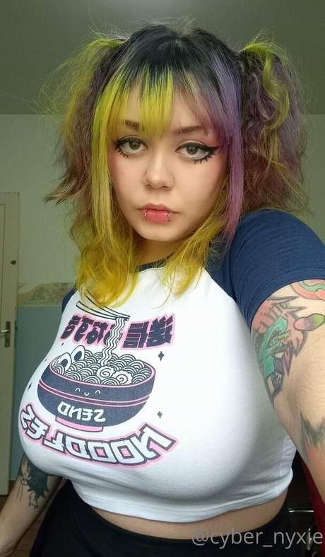 cyber nyxie free actress pics