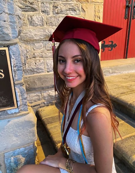 Kaelyn Myers pornstar nude pics