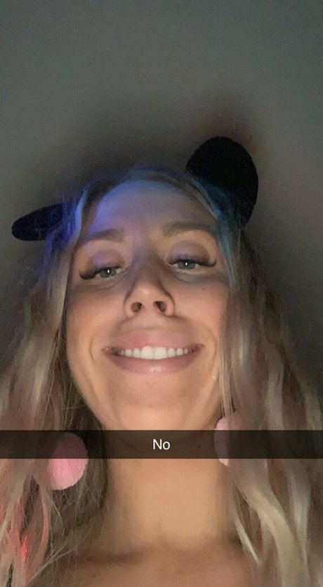 Emma Dahline model top images