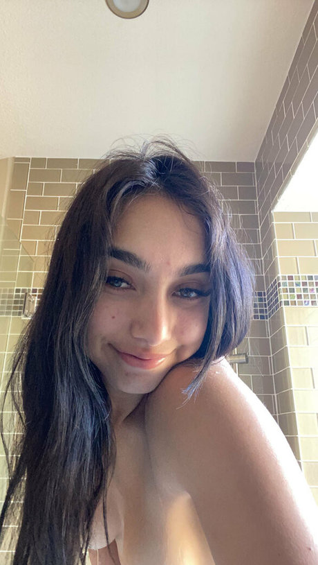 Lilibaby18 free pornstar picture