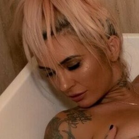 Allaina Vader xxx pornstar gallery