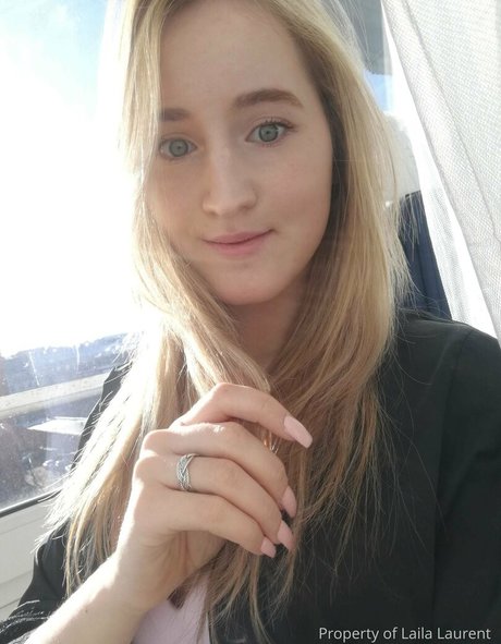 Laila Laurent hot star img