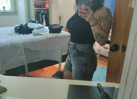 arckeyanne hot star photo