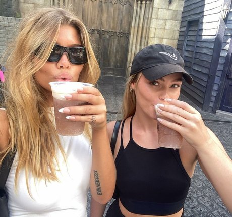 Linea Sindt star adult photo