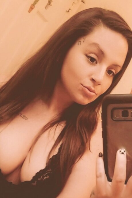 Noemii Knightz beautiful star images