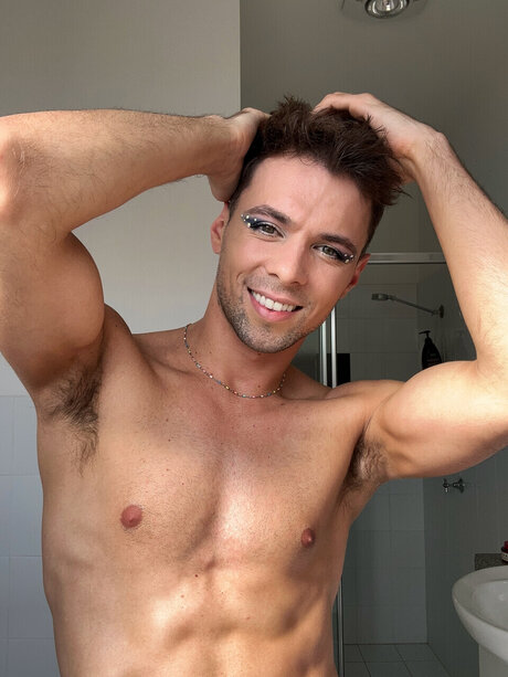 Jacob Prince star perfect pic