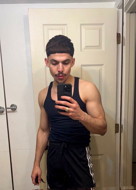 NICK8AE nude star image