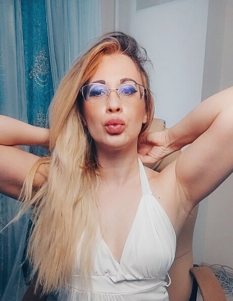 Maya Dahliafree model porn pictures