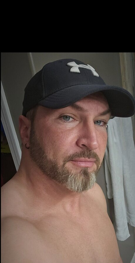 Dirk Diggler80 pornographic model pictures