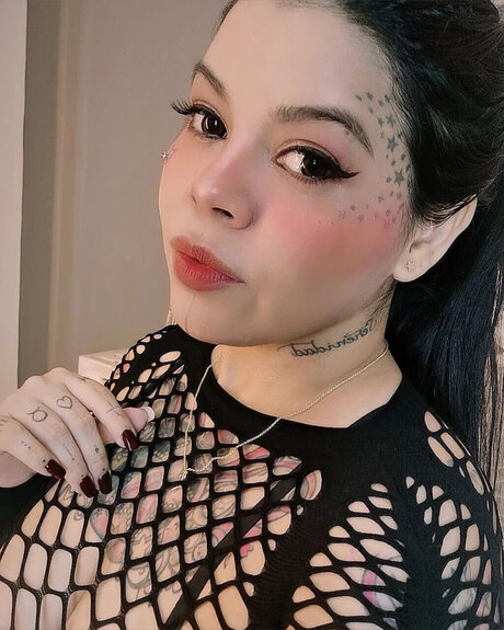 SOPHIE_ sexy model img