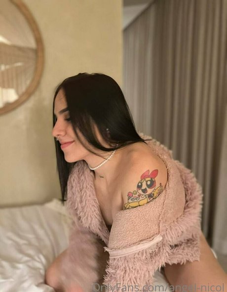 angel nicol star nudes archive