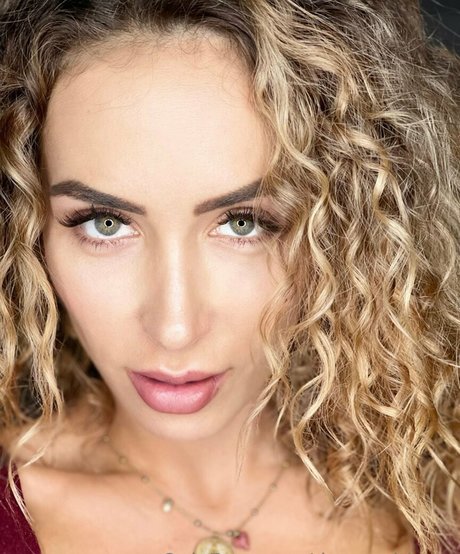 dancewithana model nudes image