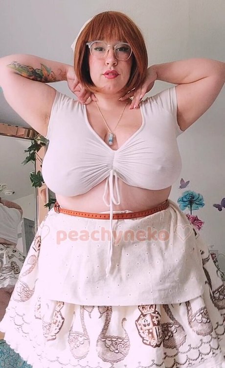 peachyneko pornstar erotic gallery