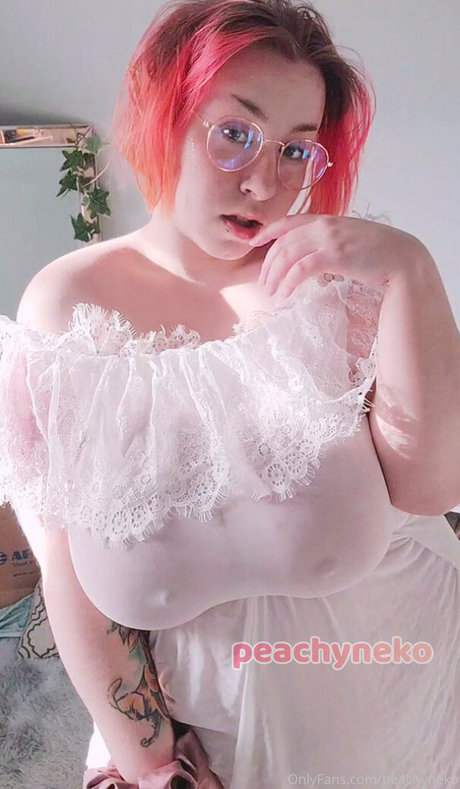 peachyneko thumbnail