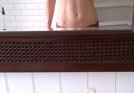 Iliza Shlesinger nude actress picture