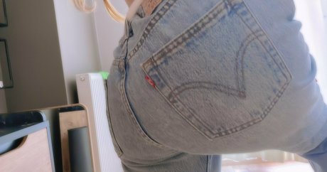 evaava free model nice pic