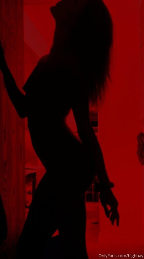 highhay naked pornstar img
