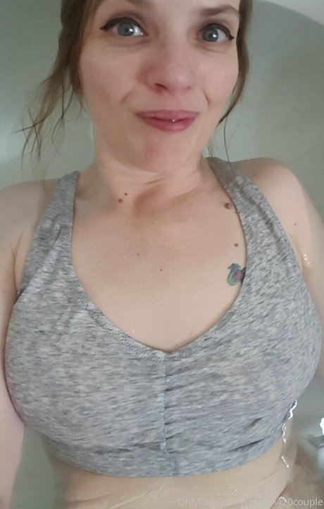 oregon420couple thumbnail