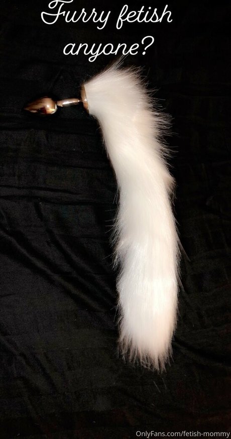 fetish mommy model pictures