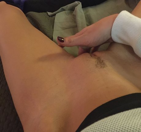 Katie Cassidy pornographic model photos