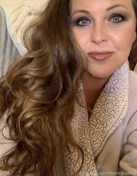 thelittlestslave perfect actress archive