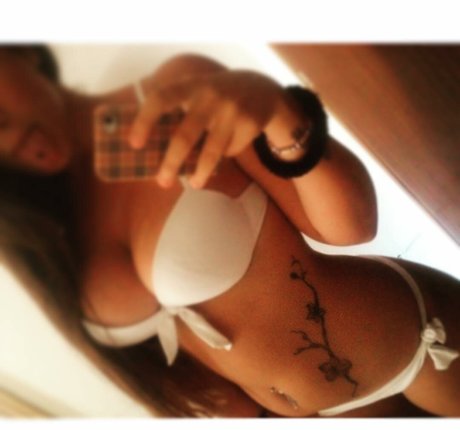 Alessia Barbarossa exclusive pornstar photos