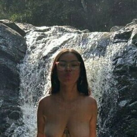 Paola Suarez art star photo