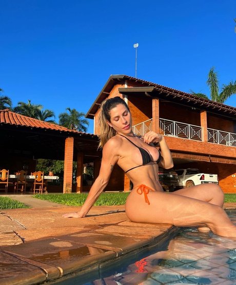 Ana Paula Minerato hd model picture