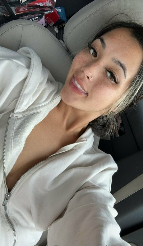 kikirivers pornographic model pics