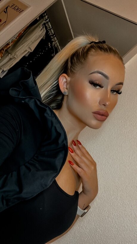 ANASTASIA star nudes pics