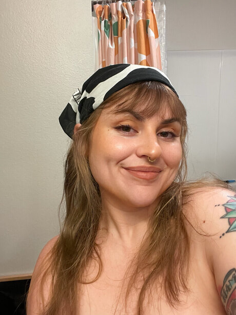 Mame the Dame exclusive pornstar photo
