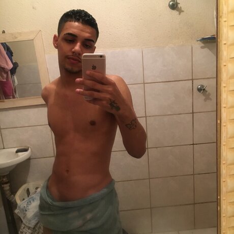 Raphael Machado xxx model images