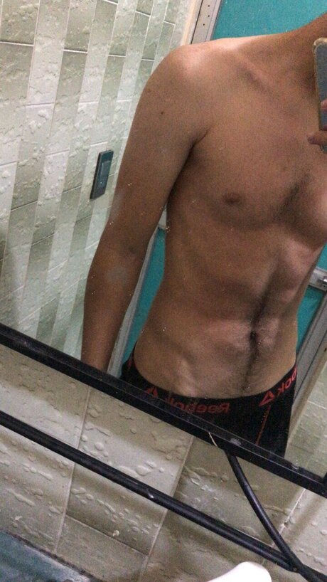 chubby nude onlyfans xxx picture