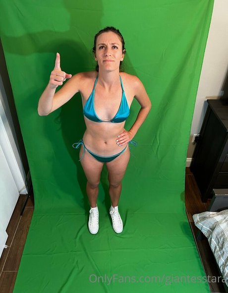 giantesstara pornstar exclusive archive