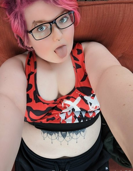 emopink69 nude actress image