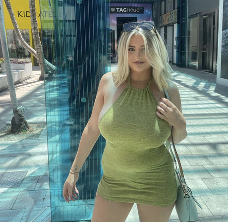 Lydia N pretty pornstar galleries