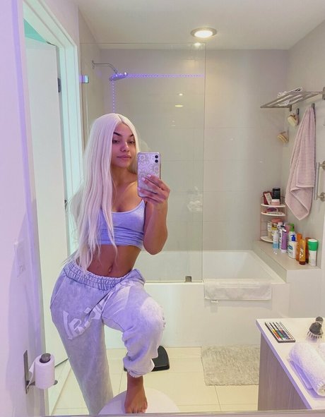 exoticbabe18 sexy model images