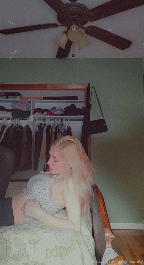 savingmyinsanity nudes star pictures