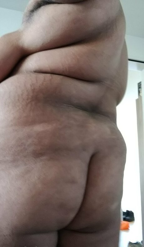 curvypotchi pornstar naked img