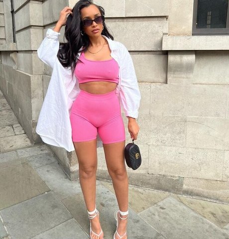 Sian Gabbidon star nudes img