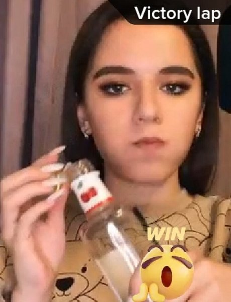 Anny myrrr_ pornstar erotic photo