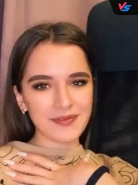 Anny myrrr_ nudes actress img