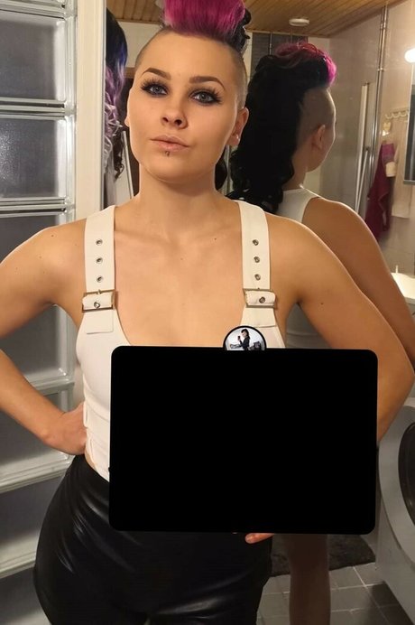 VMissyB exclusive pornstar img