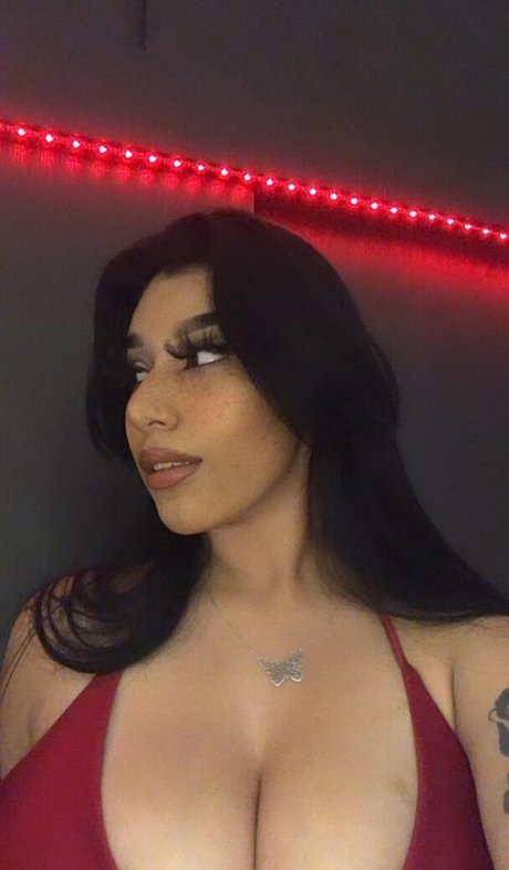 Fernanda V star erotic photo