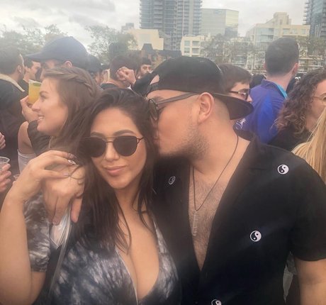 realroses xxx star gallery