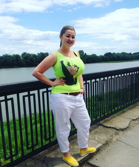 Irina P profile image